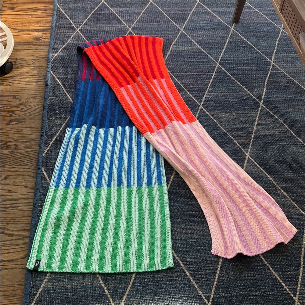 Verloop SFMOMA scarf - Picture 3 of 5